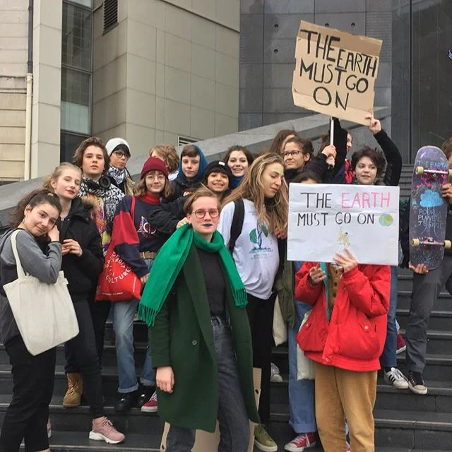 So proud of the next generation for stepping up to the challenge and making change happen! Here some Parisian students gathering at Bastille this morning. Thanks you to everyone participating today and a huge THANK YOU @gretathunberg for making it ha