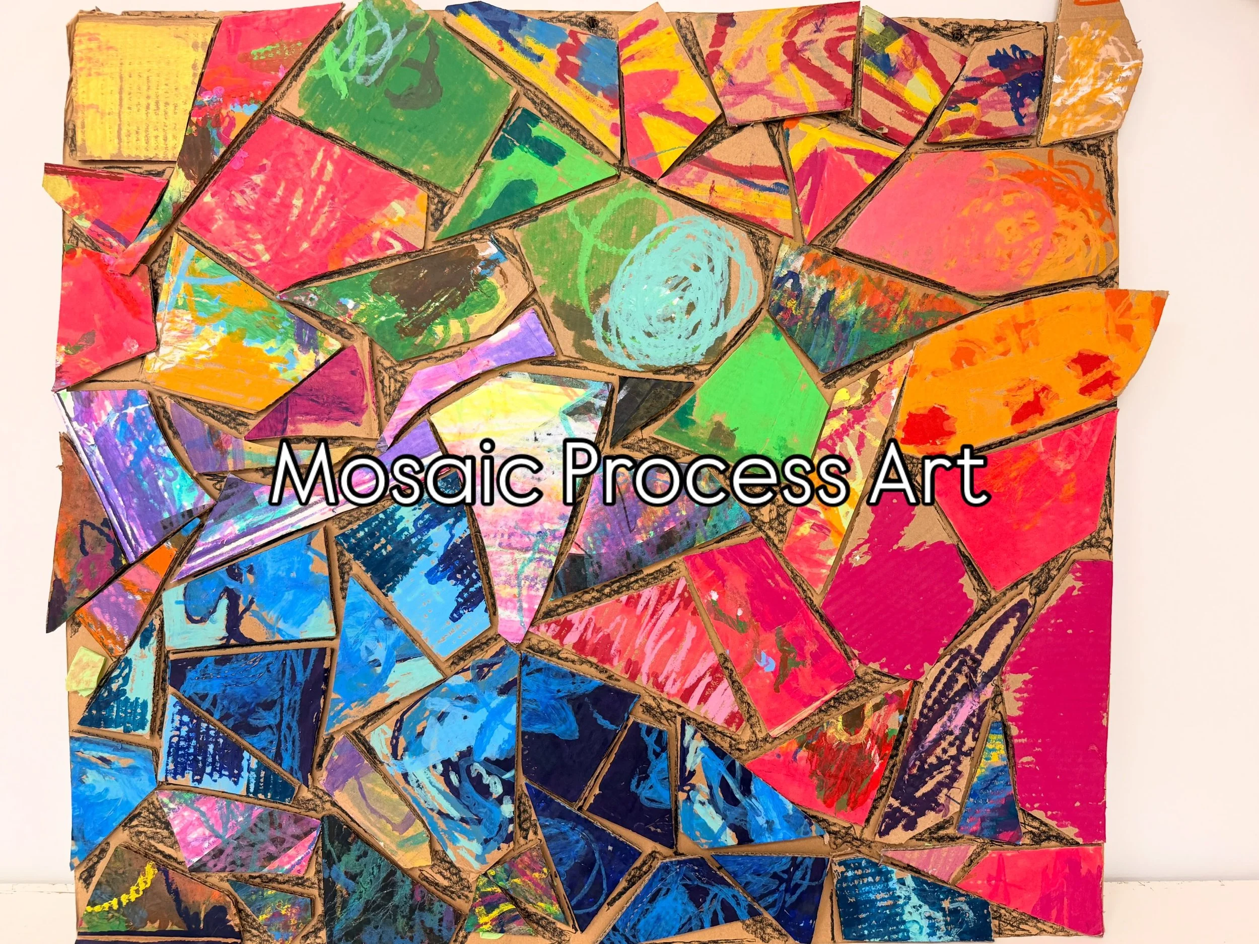 MOSAIC PROCESS ART

Oh we LOVE our cardboard over here and the magic kids create! Our little artists used tempera sticks to transform individual cardboard pieces into beautiful tiles for their magnificent mosaic ❤️

Magic continued as they worked tog