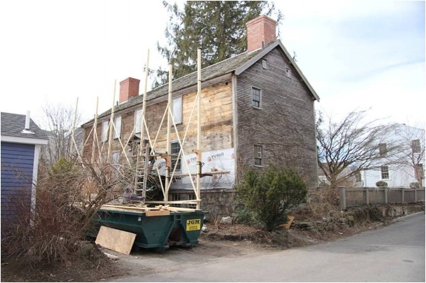 Adams' Gate Street House. Photo courtesy of The Craftsmen's Journal.