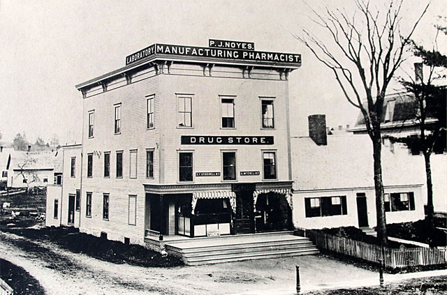 c. 1900.