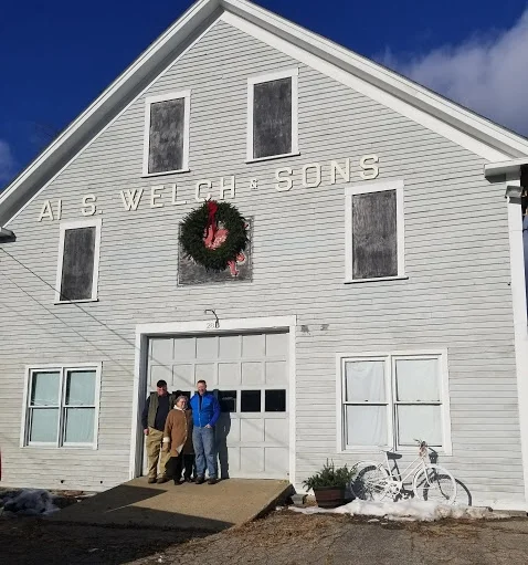 use.for.blog_barn1andfamily.jpg