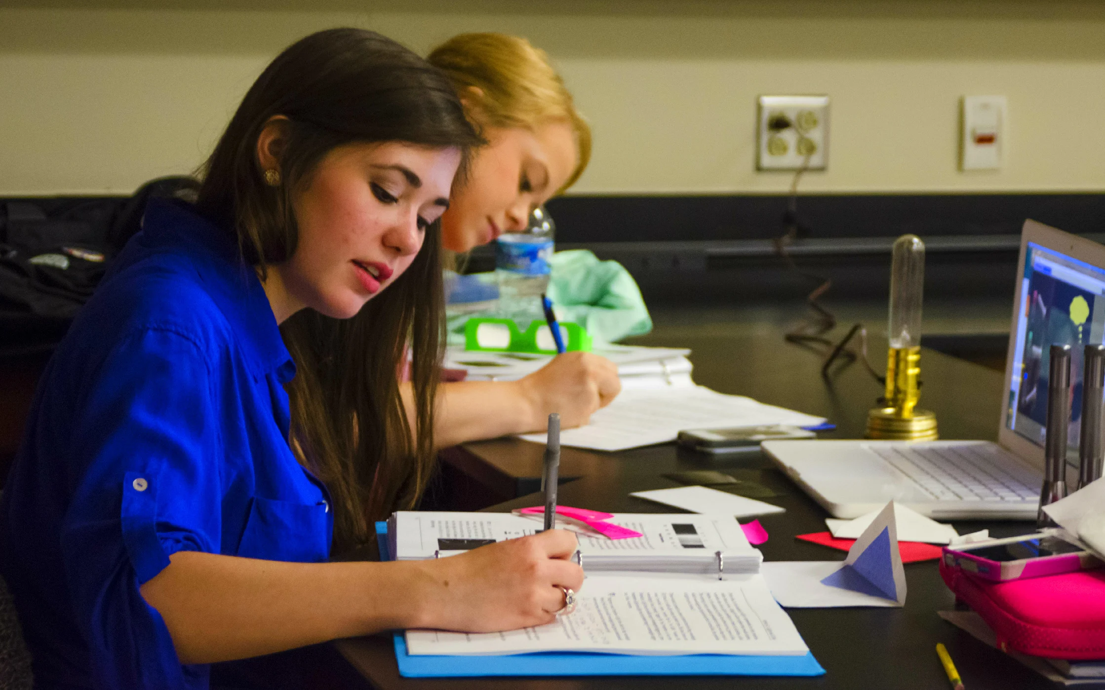 Tenn-Tech-2-girls-taking-notes-edited.jpg
