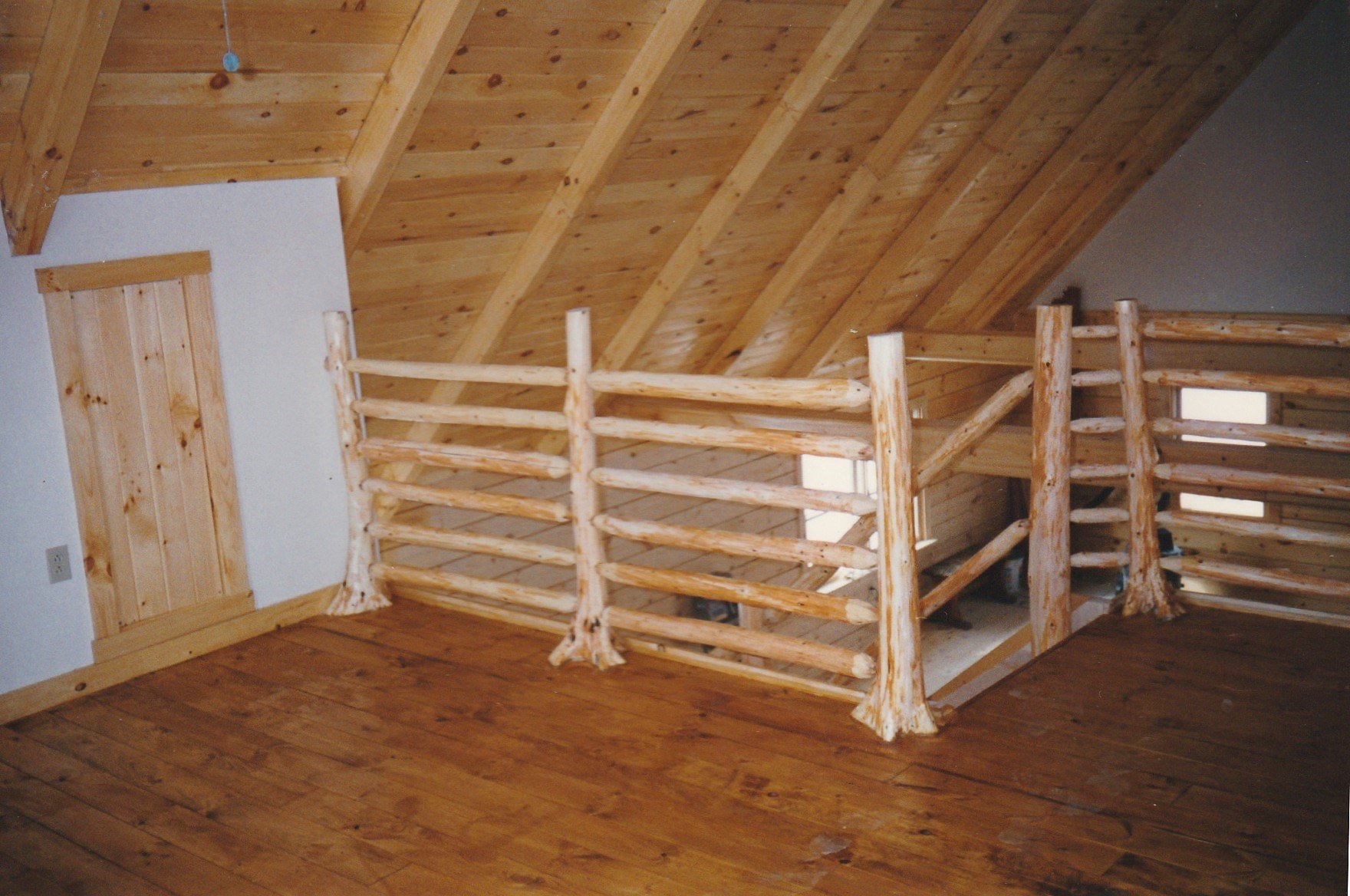 Log Home 3.jpg