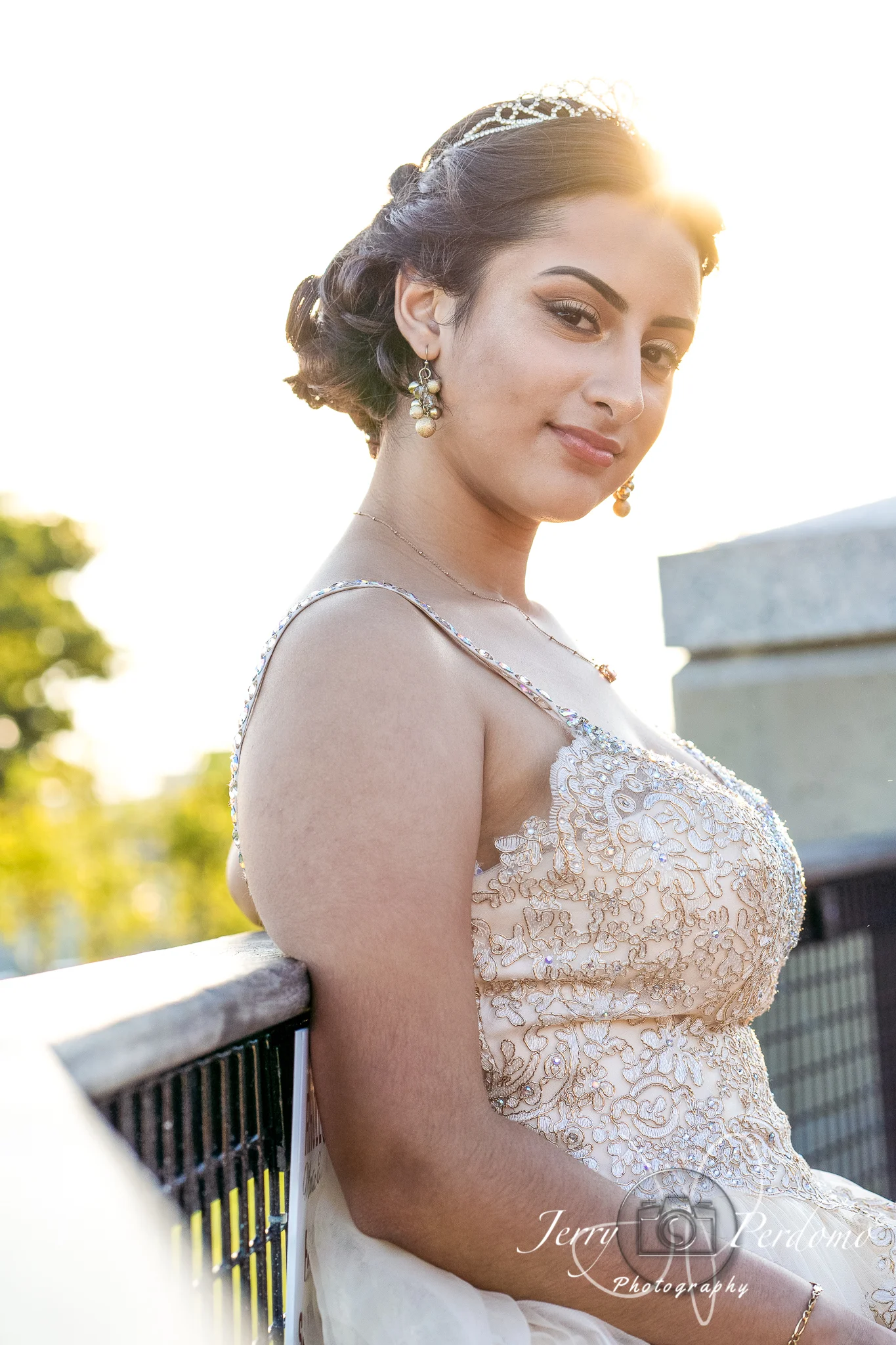 Lynda-1-96.jpg