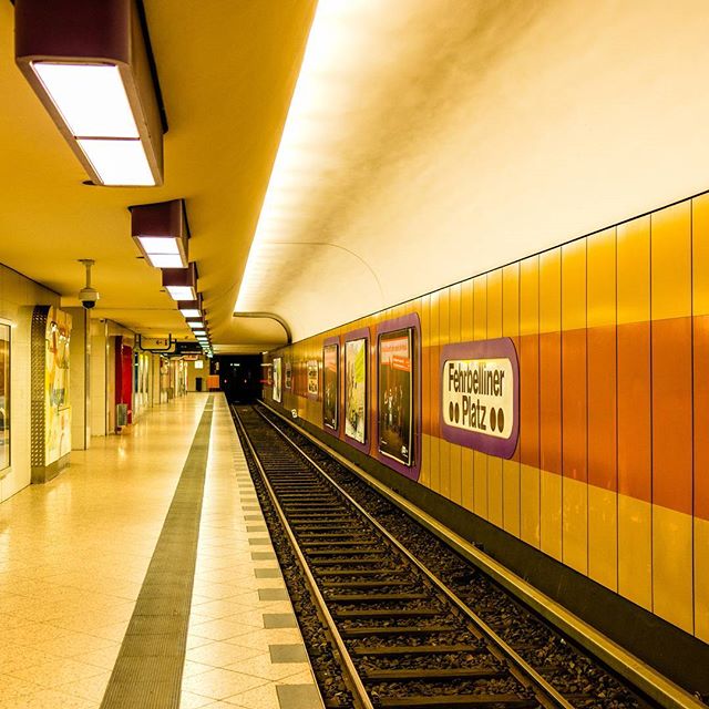 #fehrbellinerplatz #berlin # germany #loveberlin #ubahn #metro #underground #railway #station #trave l#commute #architecture #archilovers #modern #platform #ig_worldclub #ig_myshot #picoftheday #nikon #nikonian #d800e #kimwilkens #exploretheworld #tr