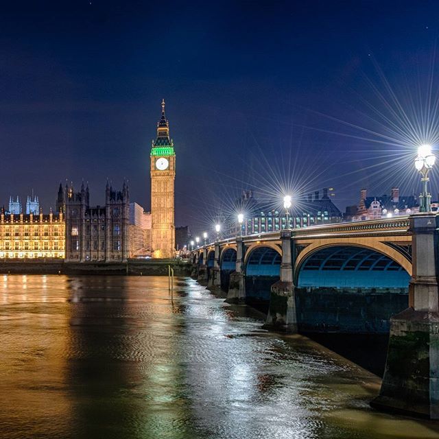 #london #lovelondon #westminster #parliament #nightshot #night #reflections #streetshot #cityscape #cityview #water #thames #bridge #architecture #archigram #classic #historic #kimwilkens #nikon #picoftheday #ig_great_shots #ig_worldclub #ig_myshot #