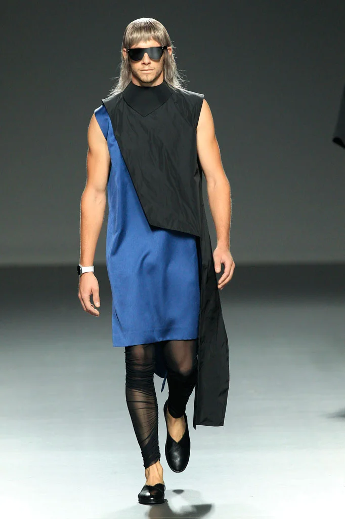 44_pasarela_757603573_682x.jpg