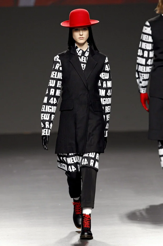 store_44_pasarela_438209779_682x.jpg