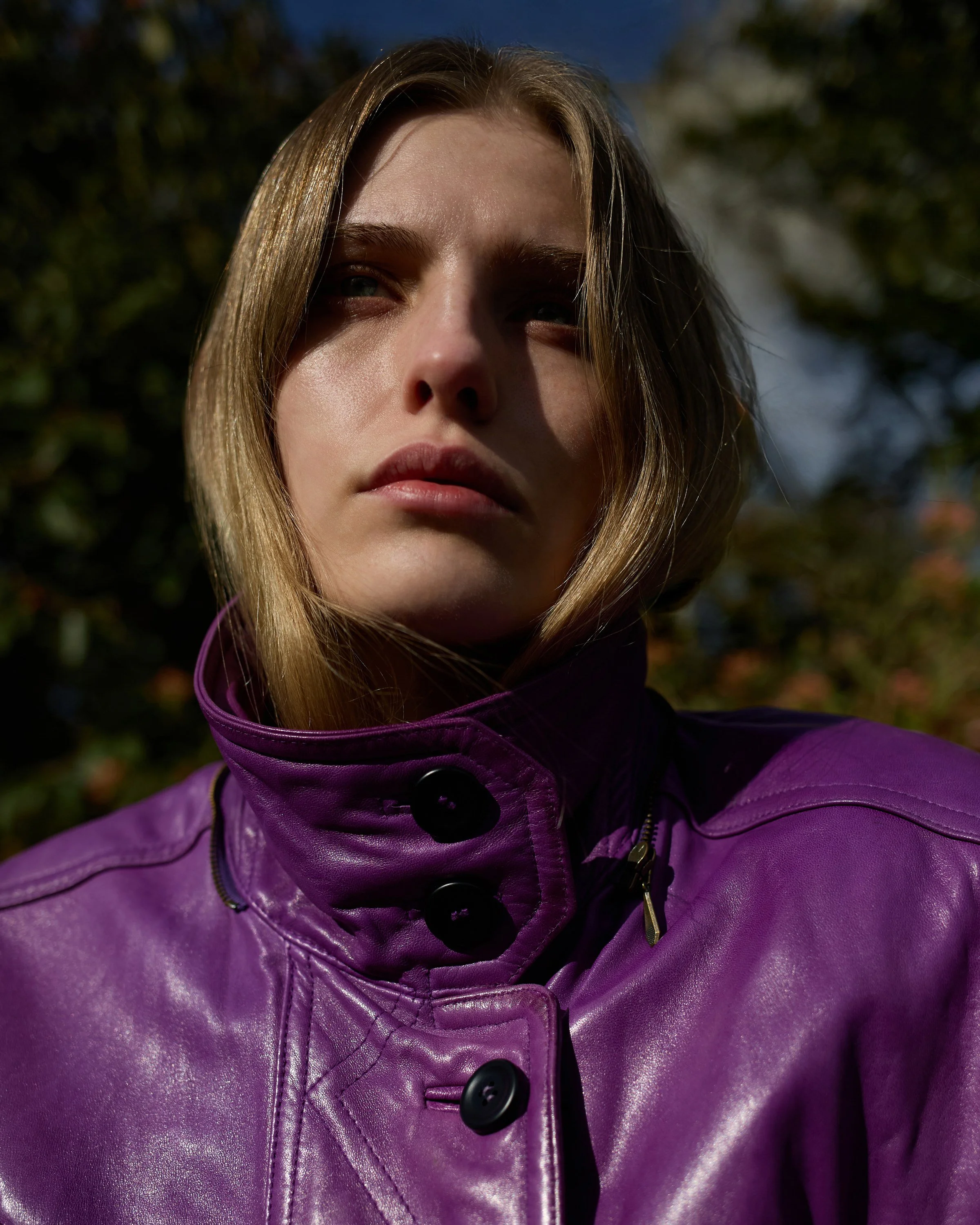 16_closeup_purple_bw.jpg