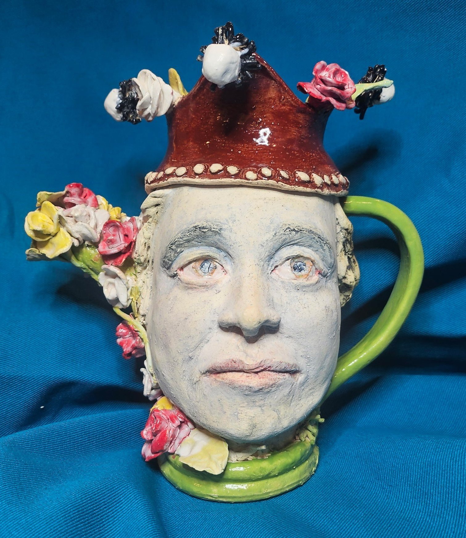 Queen Tea - Dan Houg