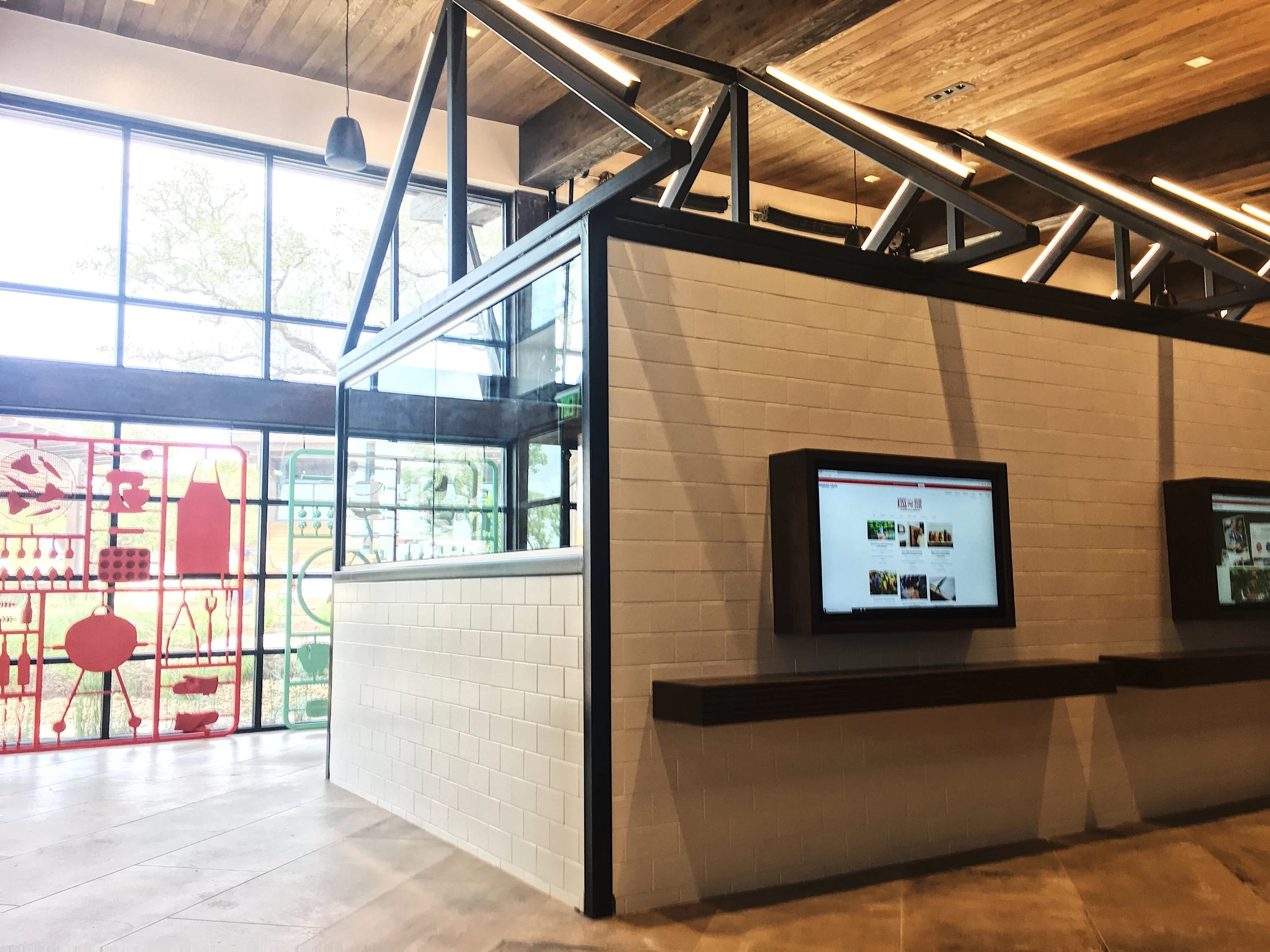 CLi - KISSING TREE SALES CENTER - SAN MARCOS, TX