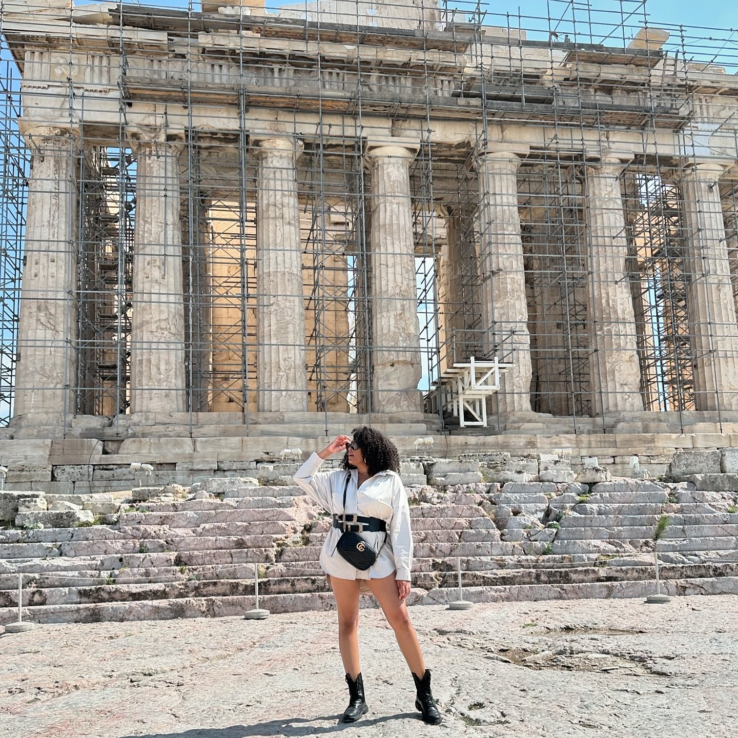 &ldquo;Sometimes, you have to look back in order to move forward&rdquo; - Grecian proverb 
.
.
#greece #greekmythology #acropolis #parthenon #architecture