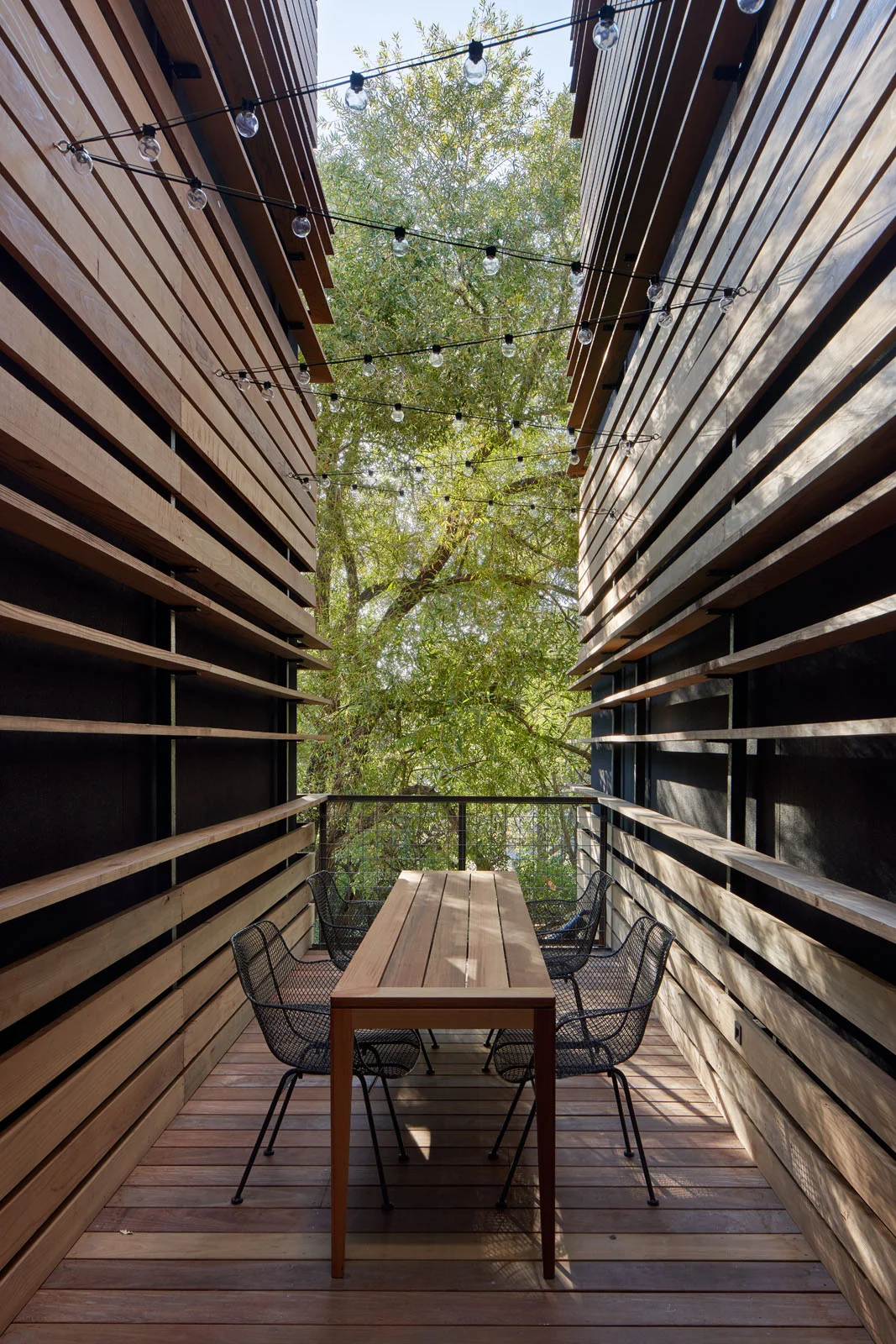 HarmonGuestHouse_PhotoByBruceDamonte_28.jpg