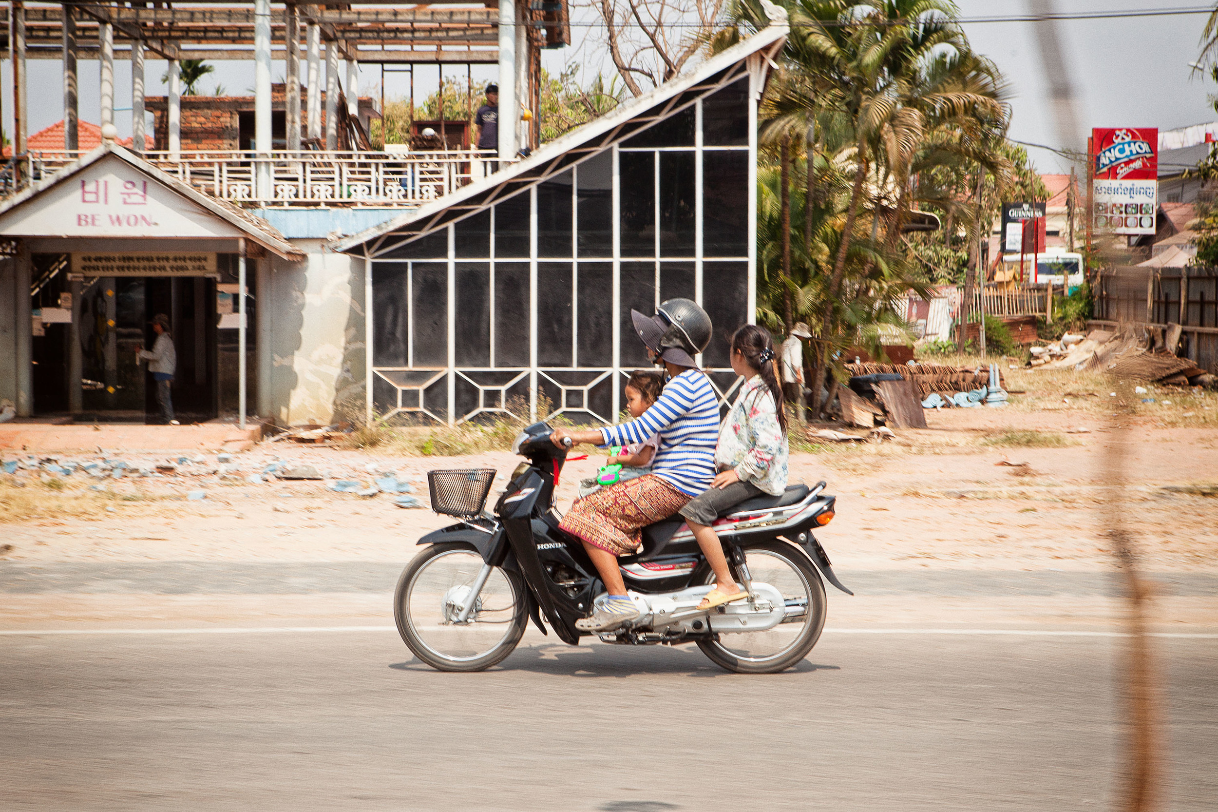 Motopeds_Cambodia-12.jpg