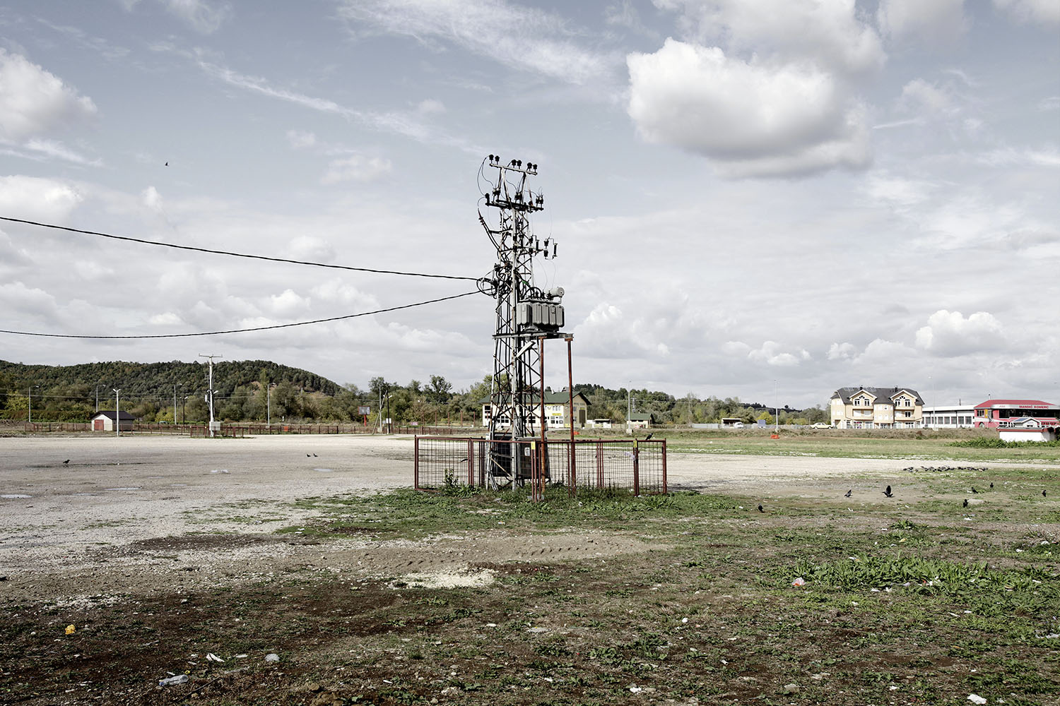 Bosnien_Powerstation_Living_Hood_02.jpg