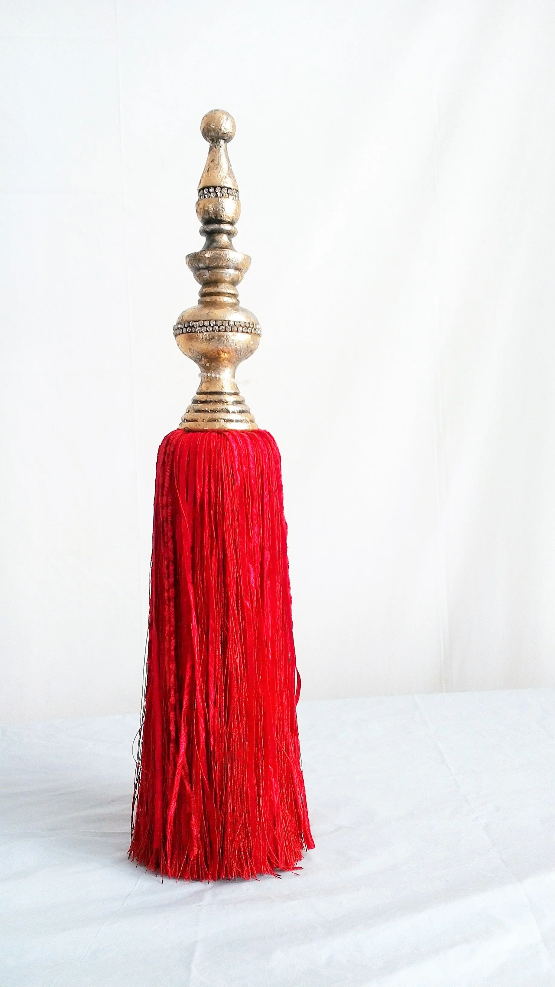 Red Standing Tassel