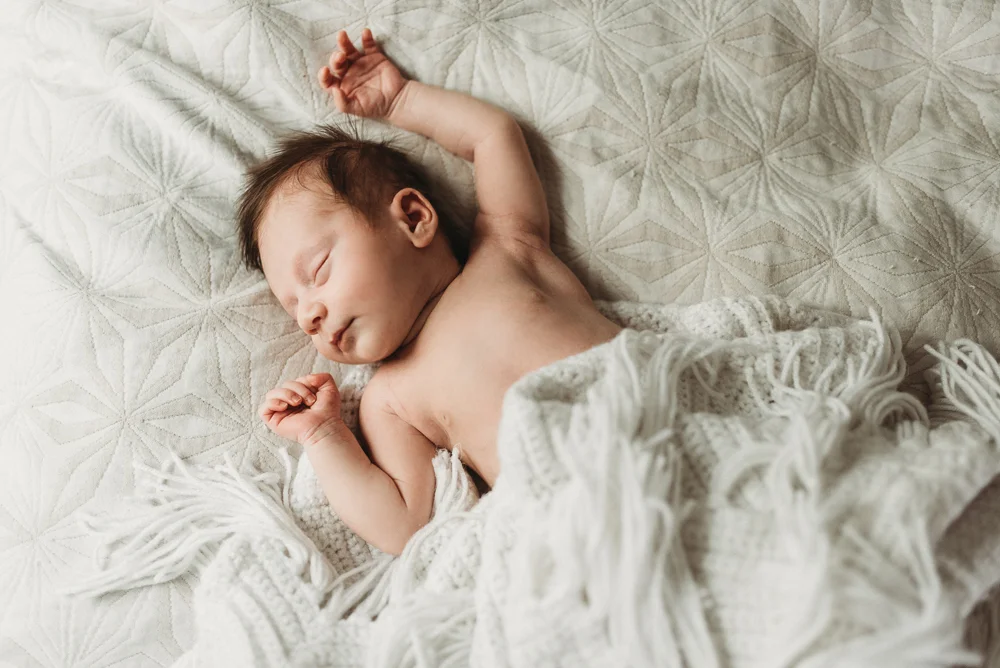 MaplewoodNJNewbornPhotographer-22.jpg