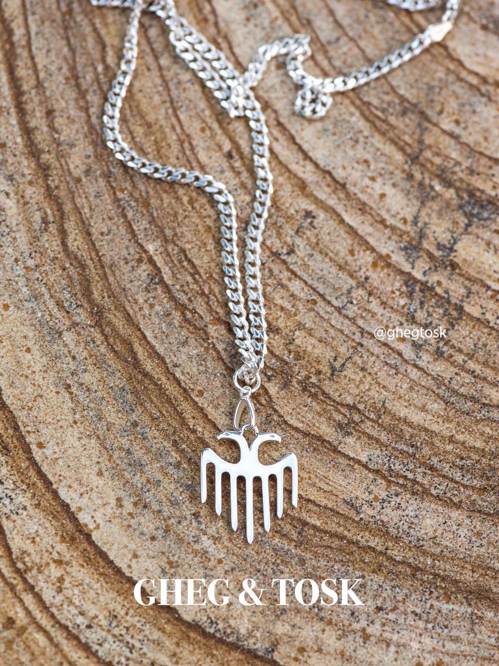 Mens_GT_Logo_pendant_04.jpg