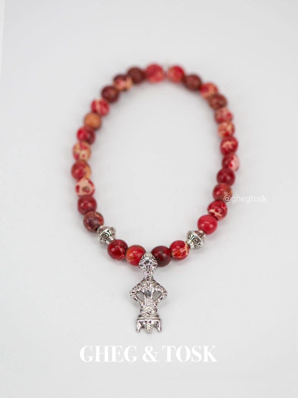 women_bracelets_red_01.jpg