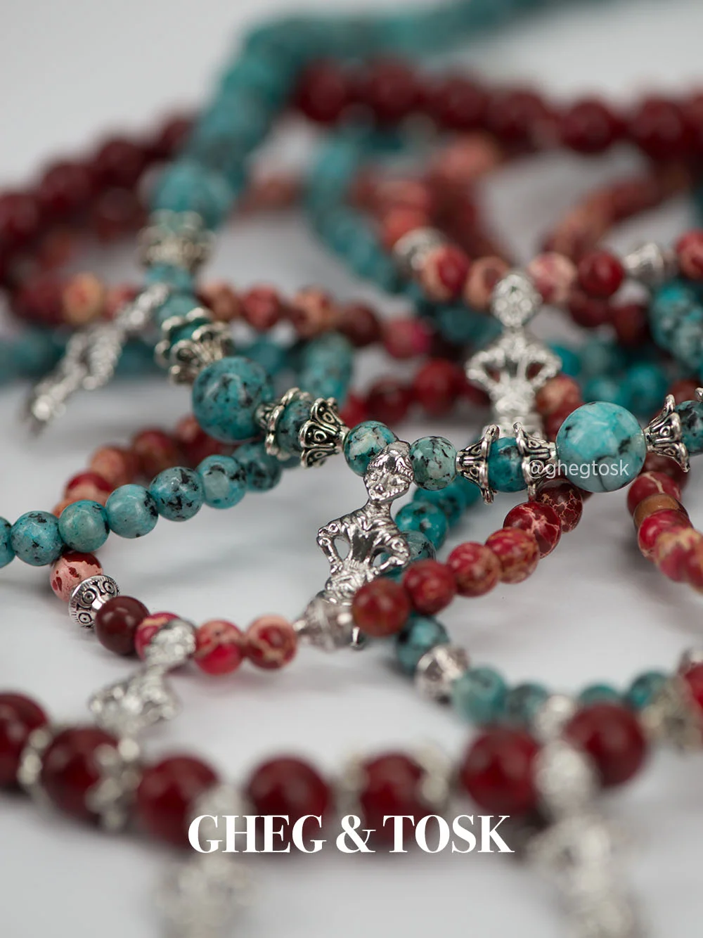 women_bracelets_neclaces_mix_03.jpg