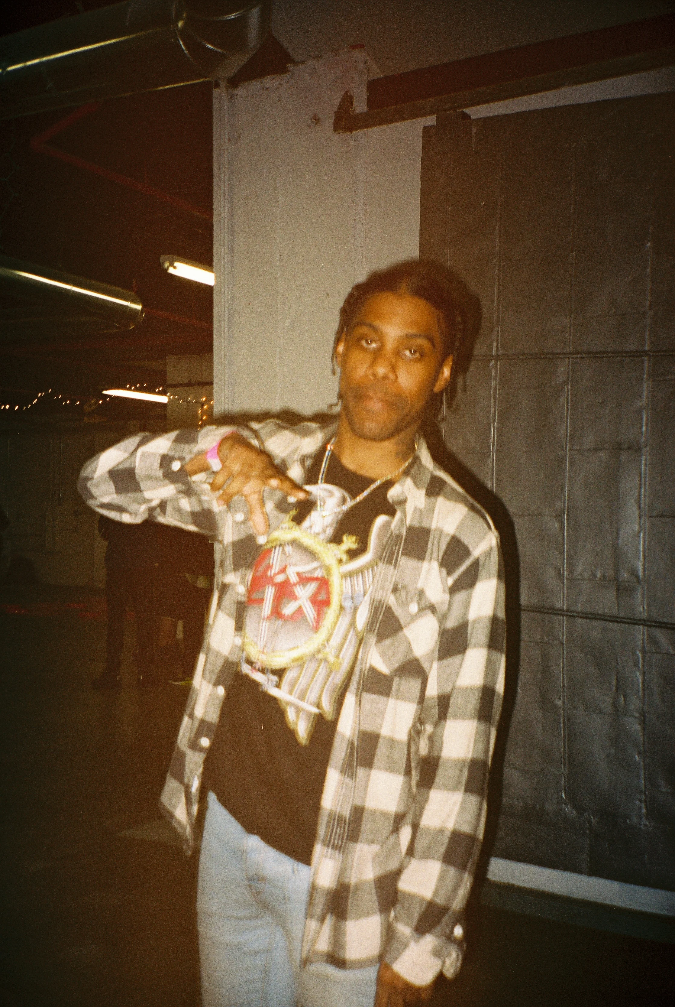 0420765-R1-032-14A.jpg