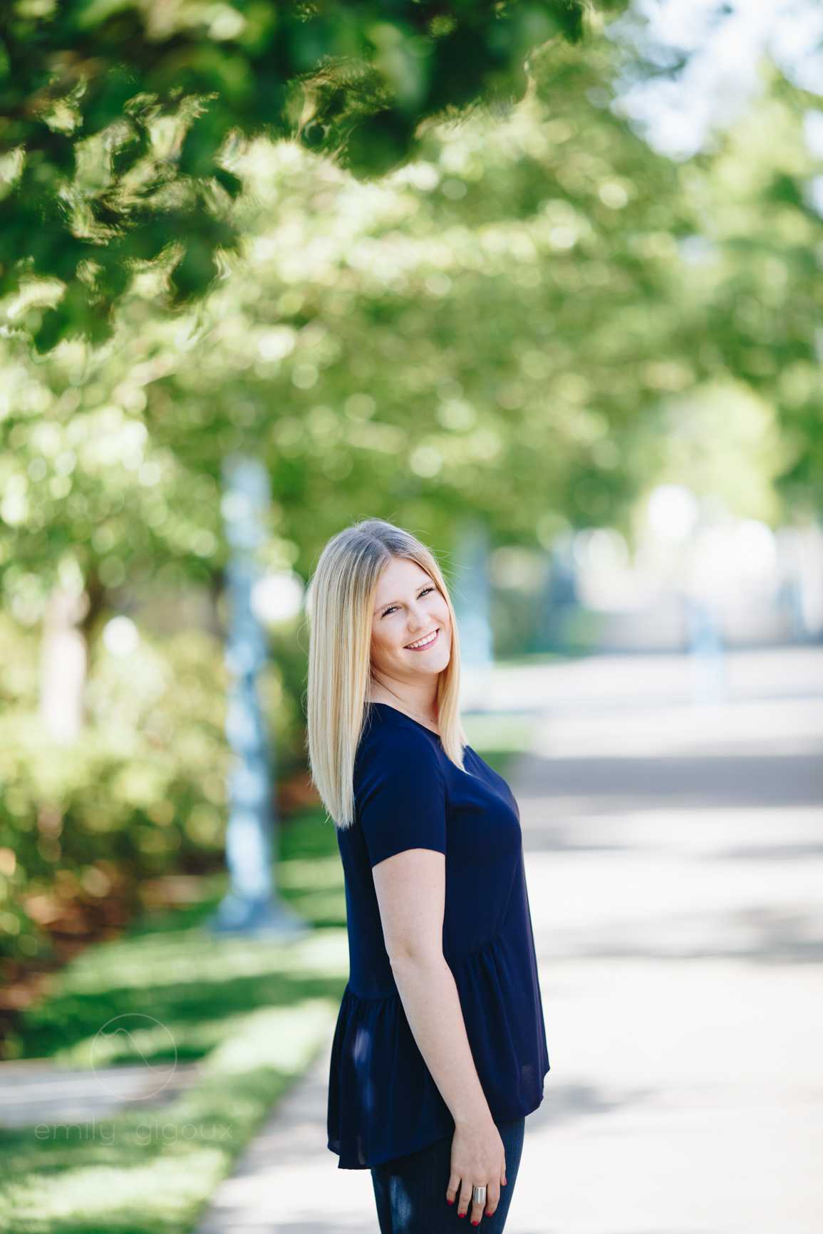 Old-Town-Sherwood-Oregon-Senior-Photos-2.jpg