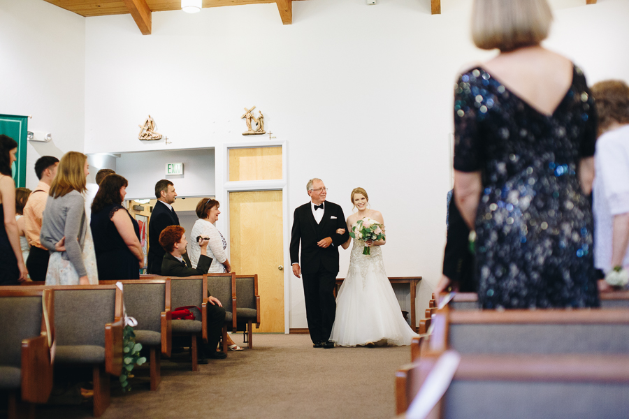 beckenridge-vineyard-wedding-salem-oregon-venue-16.jpg
