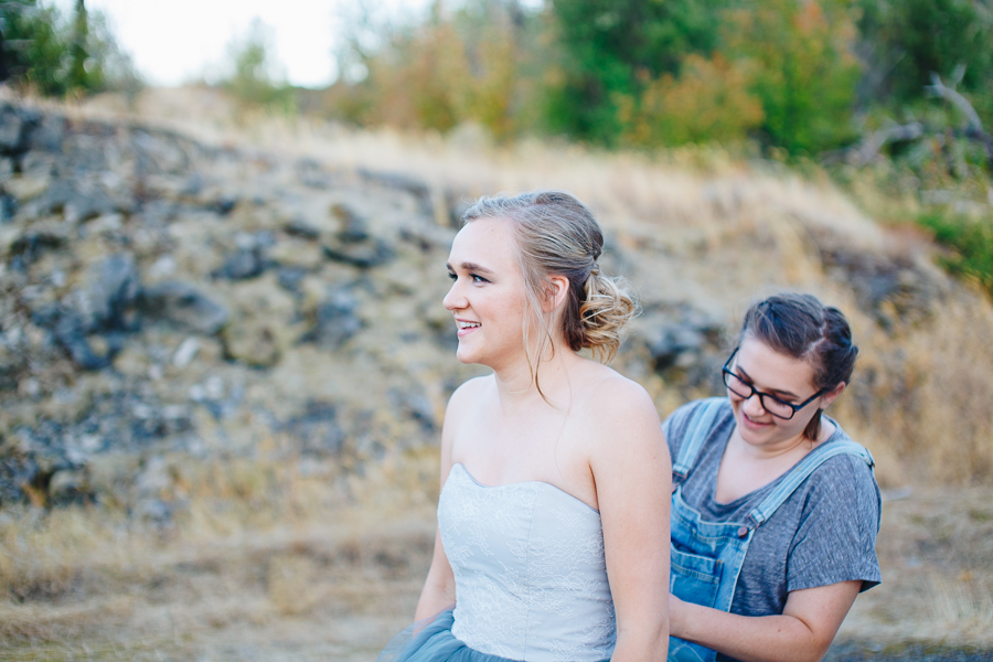 columbia-river-stylized-bridal-shoot-blog-1.jpg