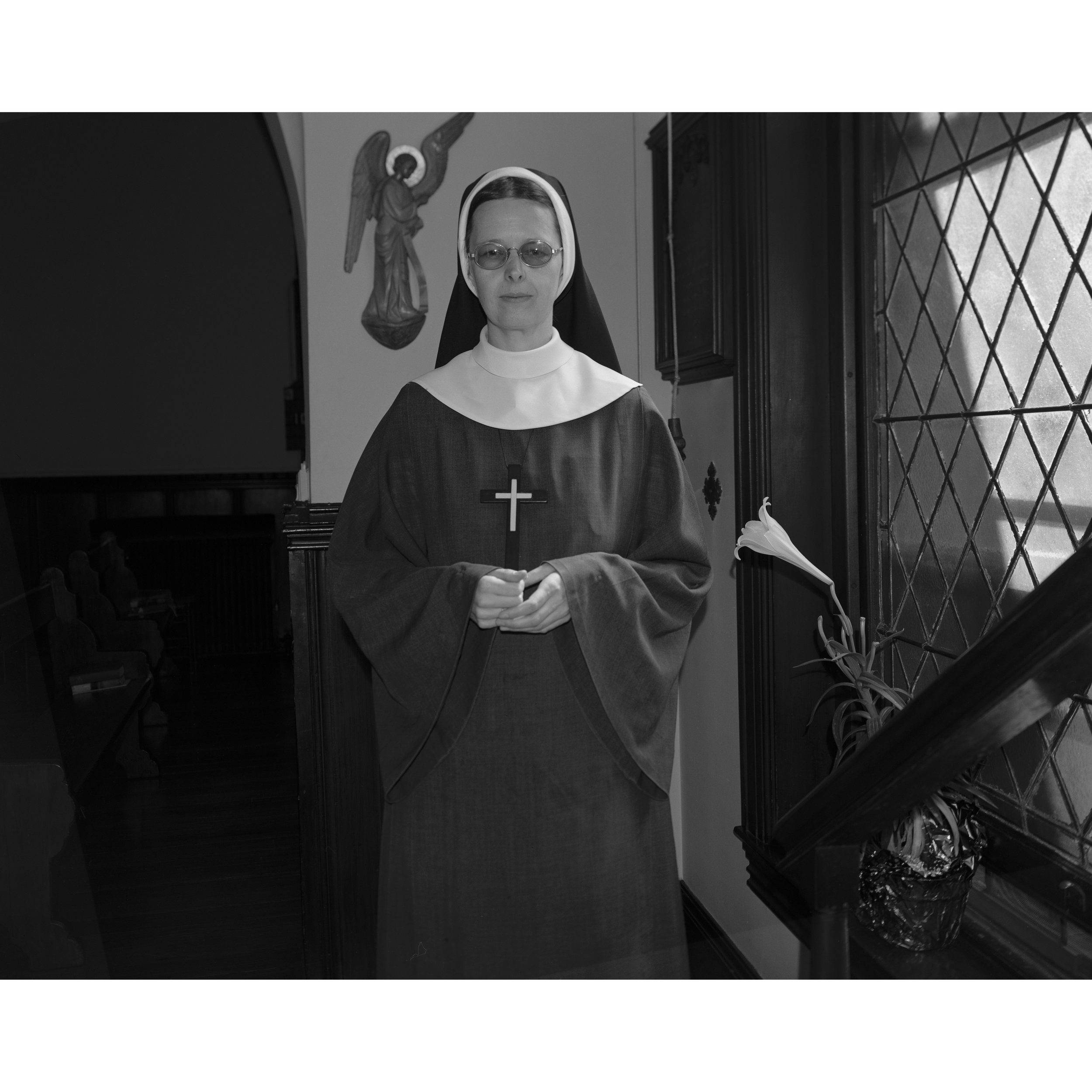 nun lily289.jpg