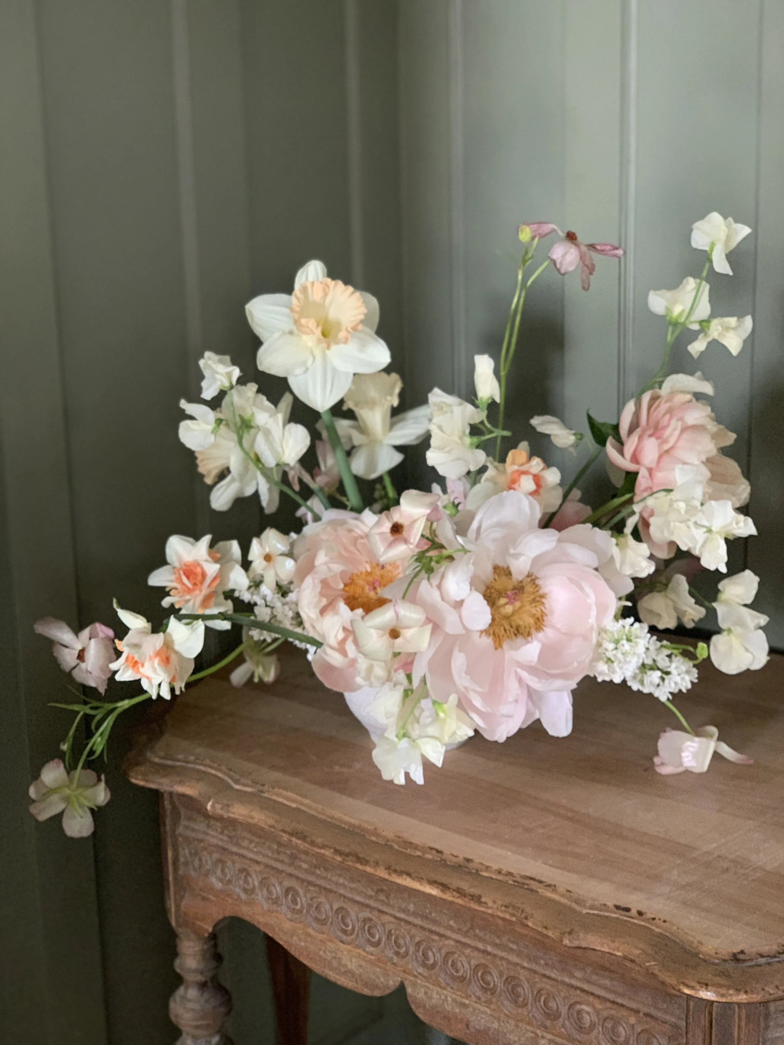 Premium Full Centerpiece