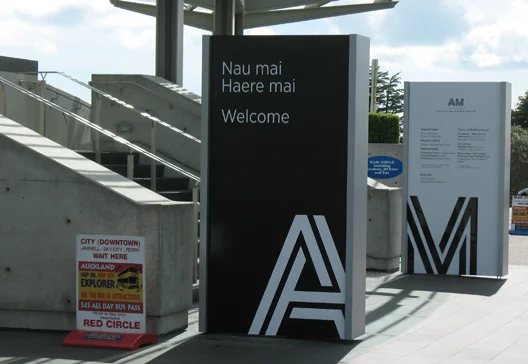  Auckland War Memorial Museum 