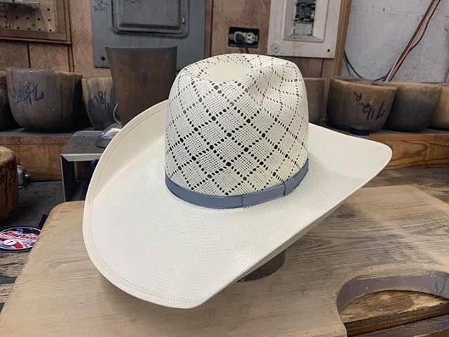 @americanhatco &ldquo;5040&rdquo; 2 ways done by our oh so talented #RadHatter Cati 🤠 Come have one of our fantastic hatters customize your new straw 👌 #HerbsHats #Blanco #SanAntonio #HatShop #ProudToWearAmerican