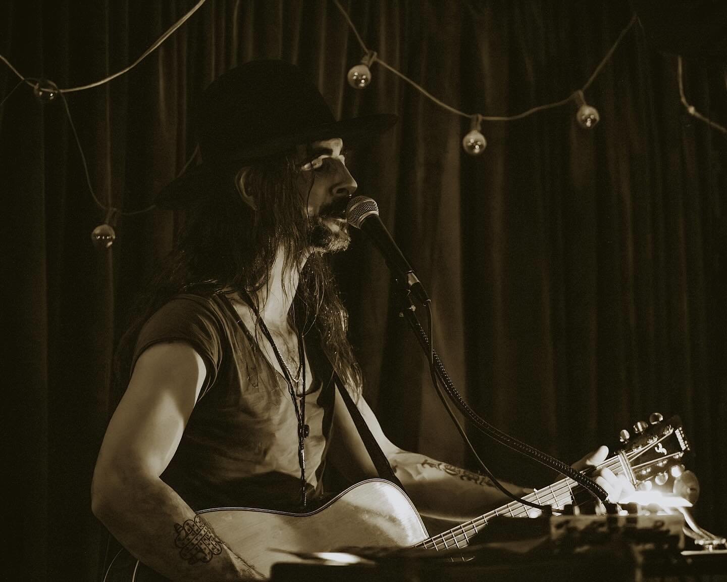 🚨TODAY🚨Catch @_dannydavy LIVE at the #Blanco Shop to celebrate #smallbusinesssaturday with us🤠 #shopsmall #shoplocal #herbshats #hillcountry #hatshop