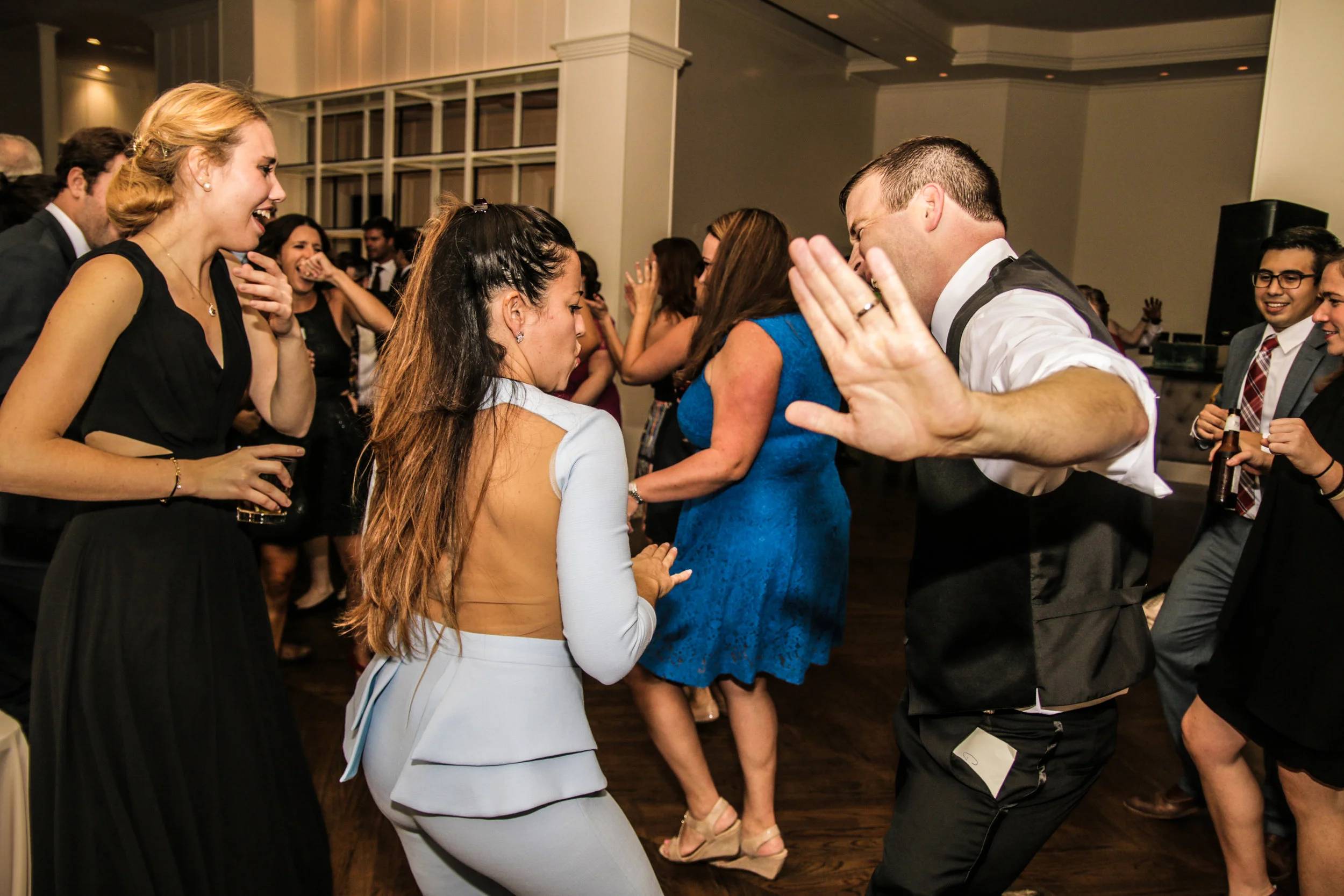 DANCING_COOL4.jpg