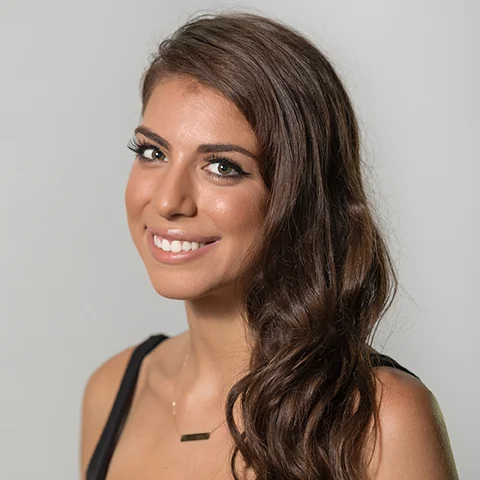 DANIELLE MENDOLA Junior Accountant