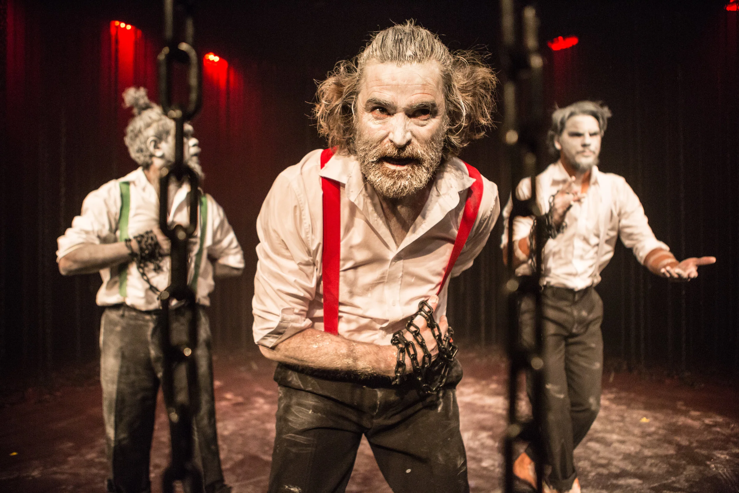 So Long Suckers.&nbsp; Photo by Simon Pynt