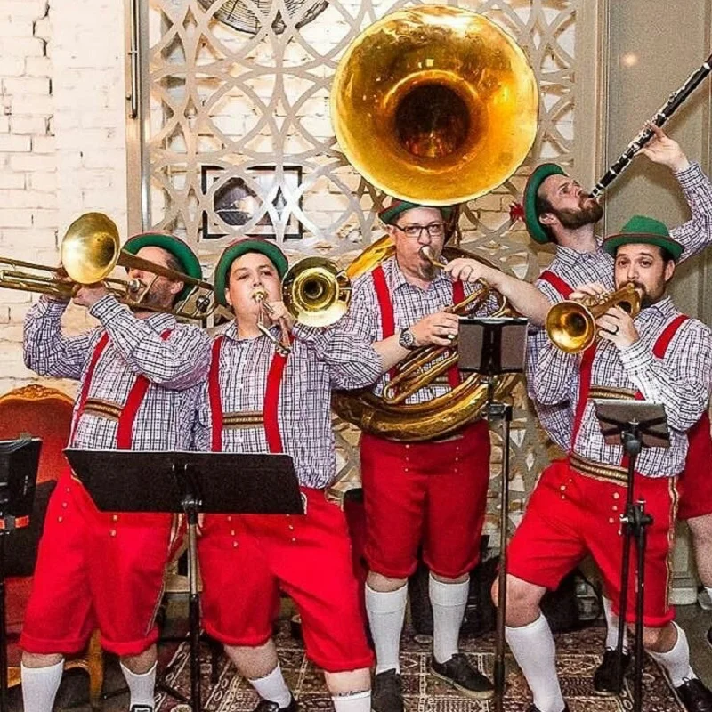 1_oompah.jpg