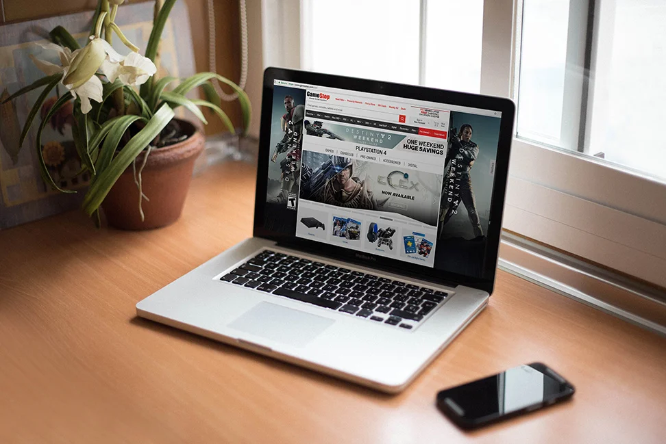 GAMESTOP_mockup.jpg