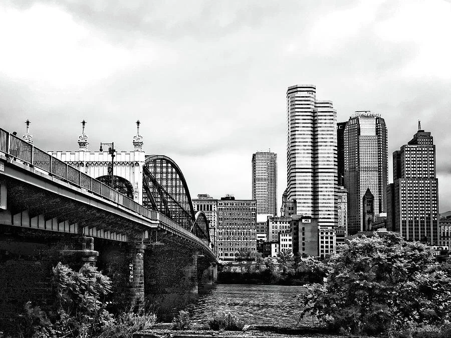 pittsburgh-pa-pittsburgh-skyline-by-smithfield-street-bridge-black-and-white-susan-savad.jpeg
