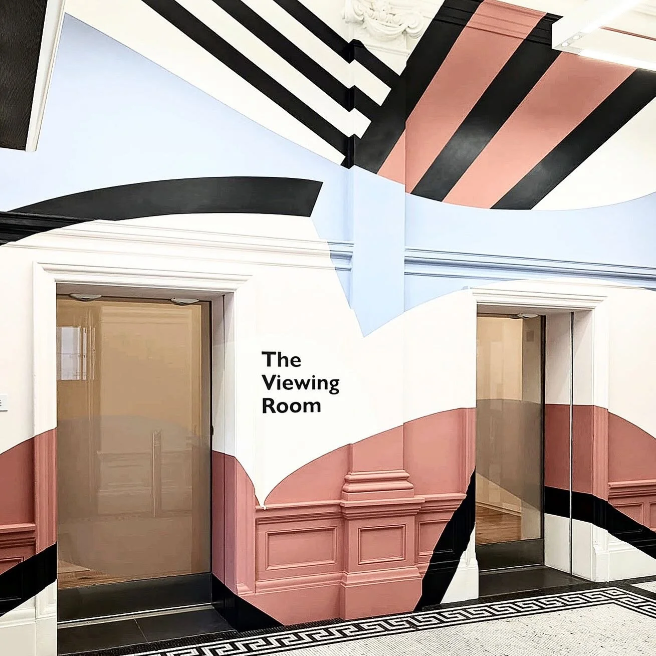 Creative signage sets you apart.

We thrive on the bespoke.

Digging into details makes us tick.

We are specialists and we are independent.

Flexibility to create without constraint.

Right methods, right materials, right people.

Nature reserves to