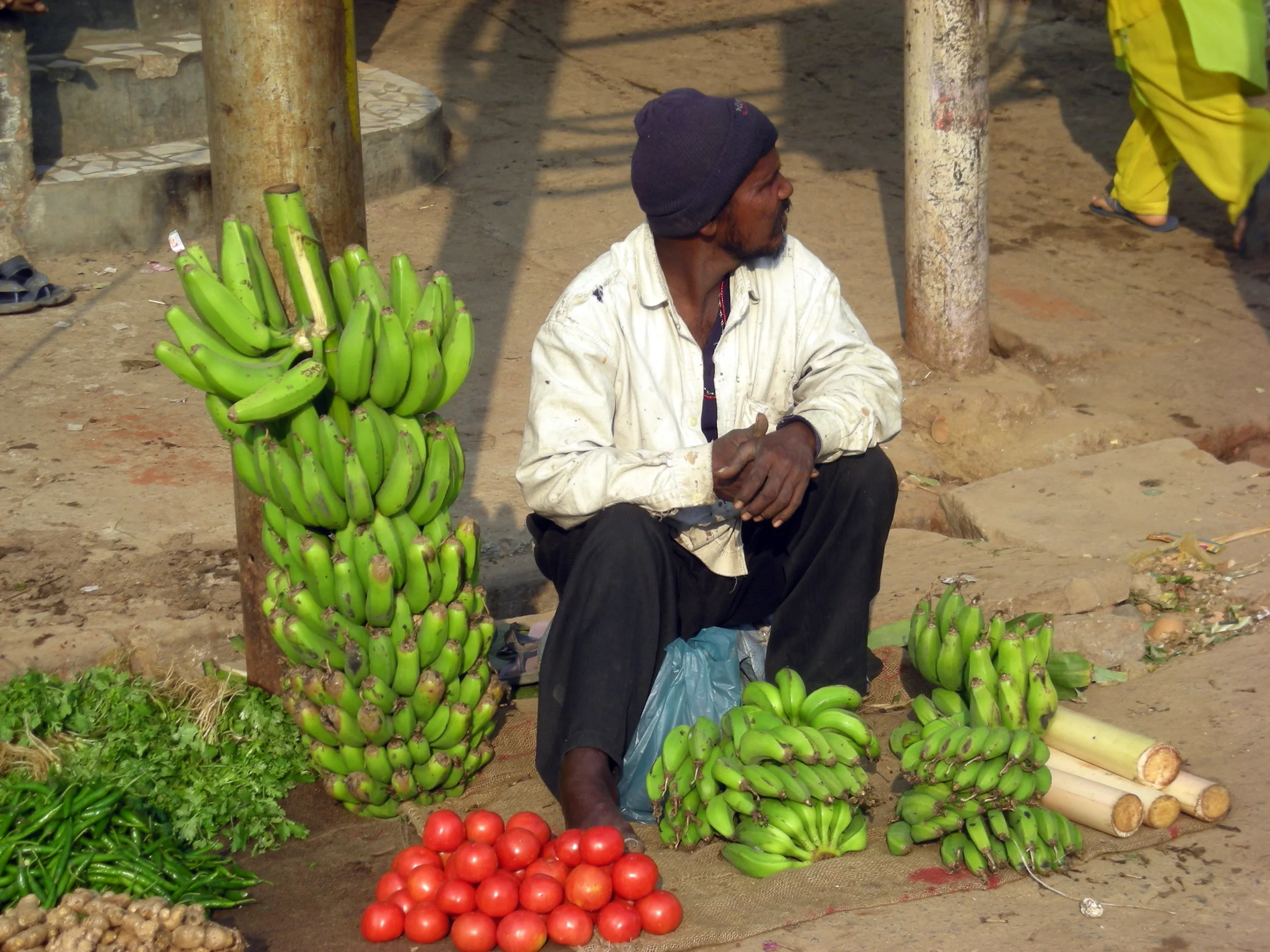 Man selling bananas.jpg