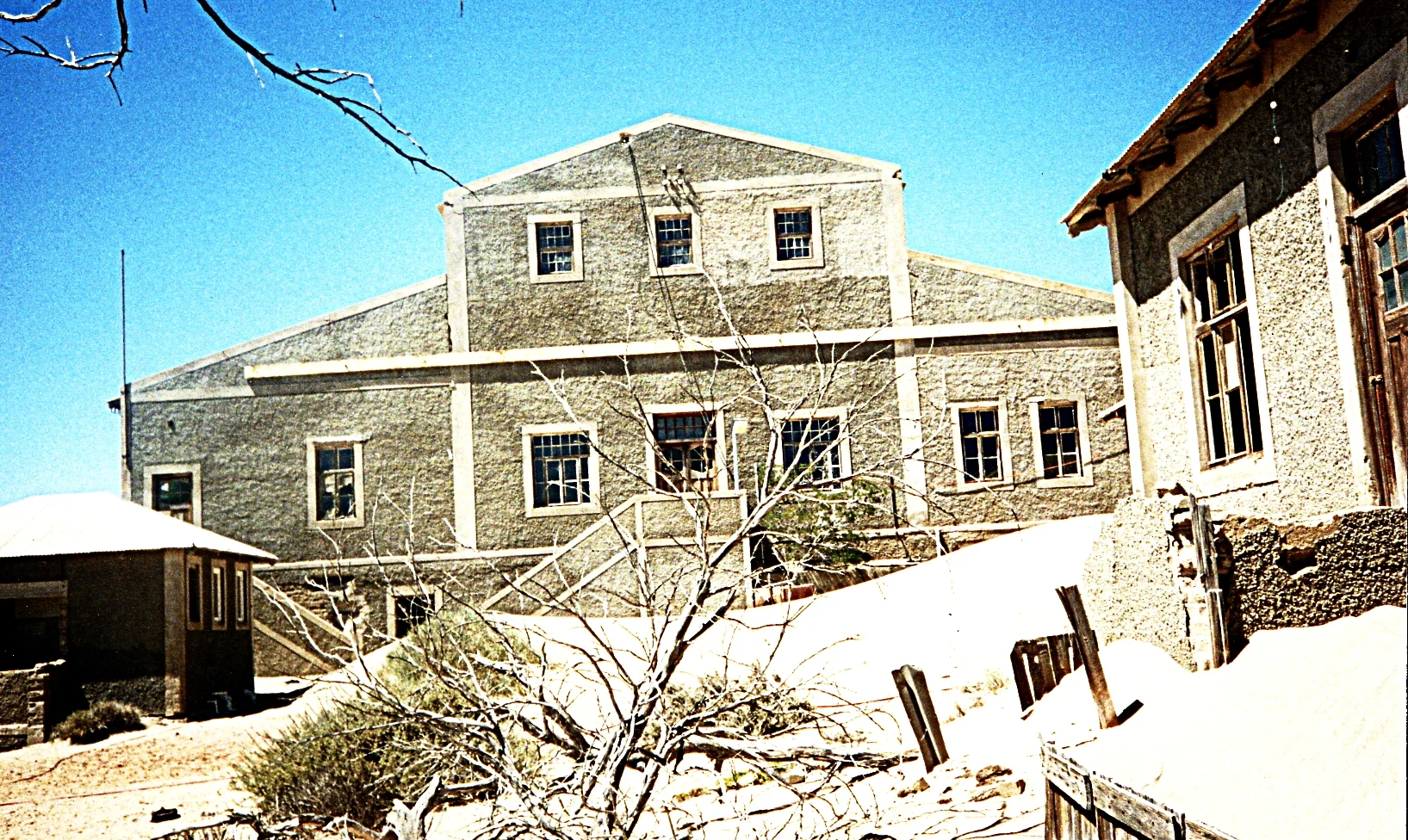 Abandoned schoolhouse.jpg