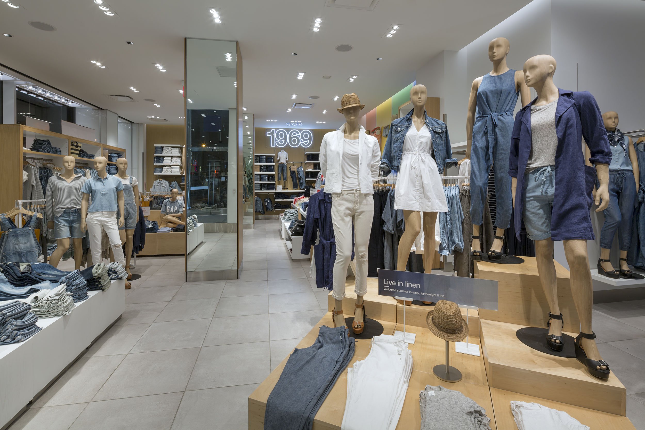 Financial District Gap | The Gap | NYC