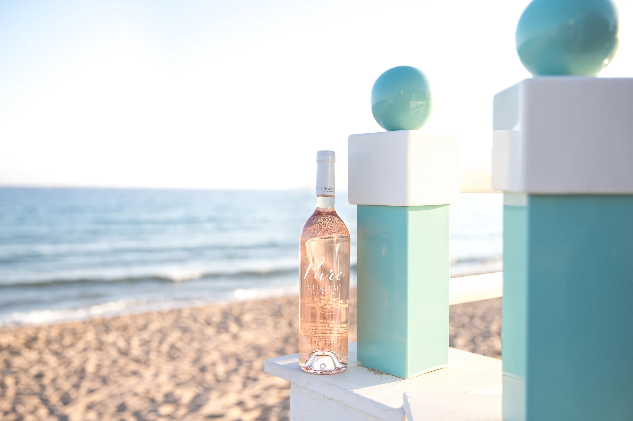 Mirabeau_Wine_Pure.jpg