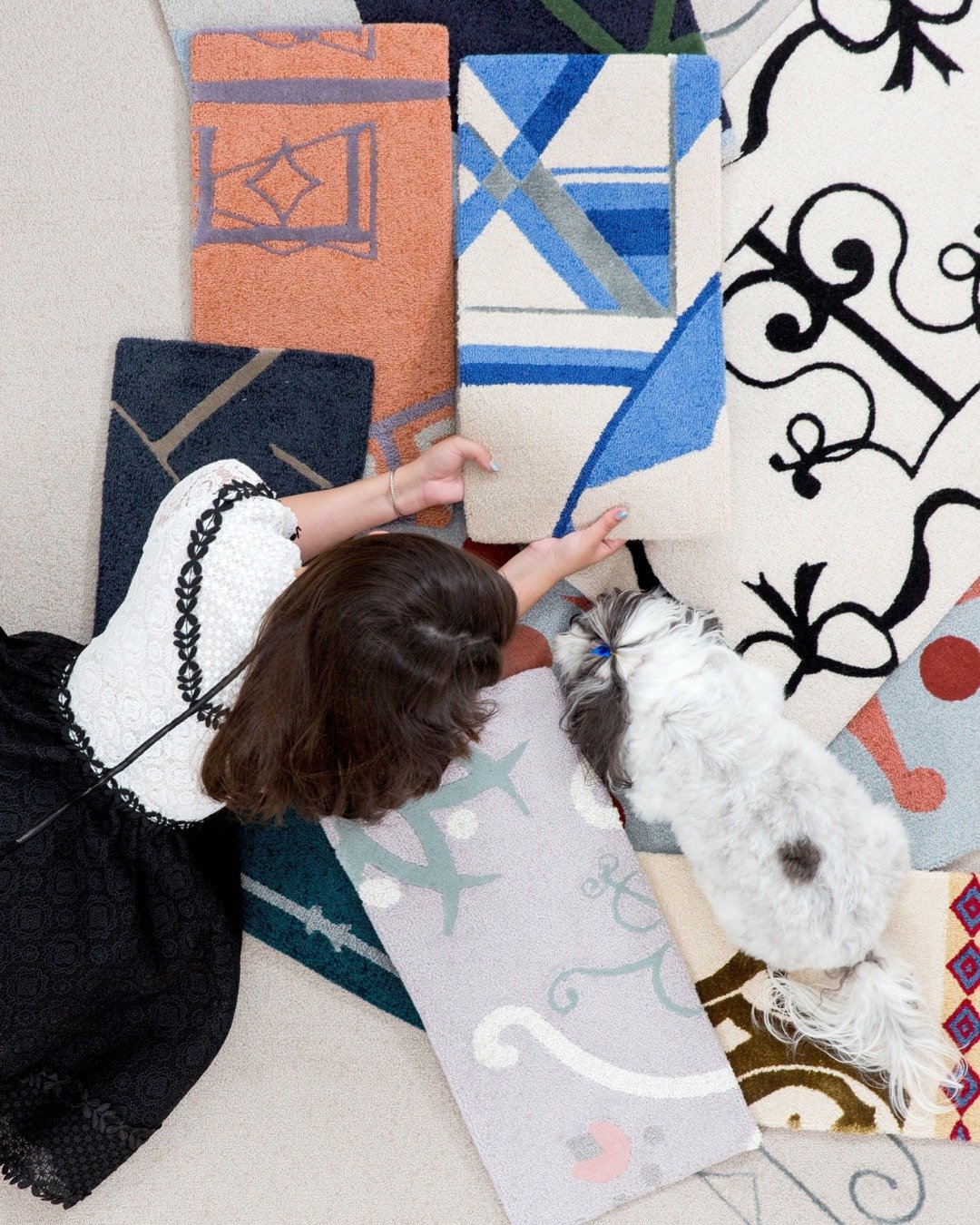 Did you know? @junestgeorge doesn&rsquo;t just talk sustainability - they weave it into every fiber. Their wool is meticulously tracked throughout its entire lifecycle, from sourcing to gentle processing to natural dyeing.

Each rug is a masterclass 