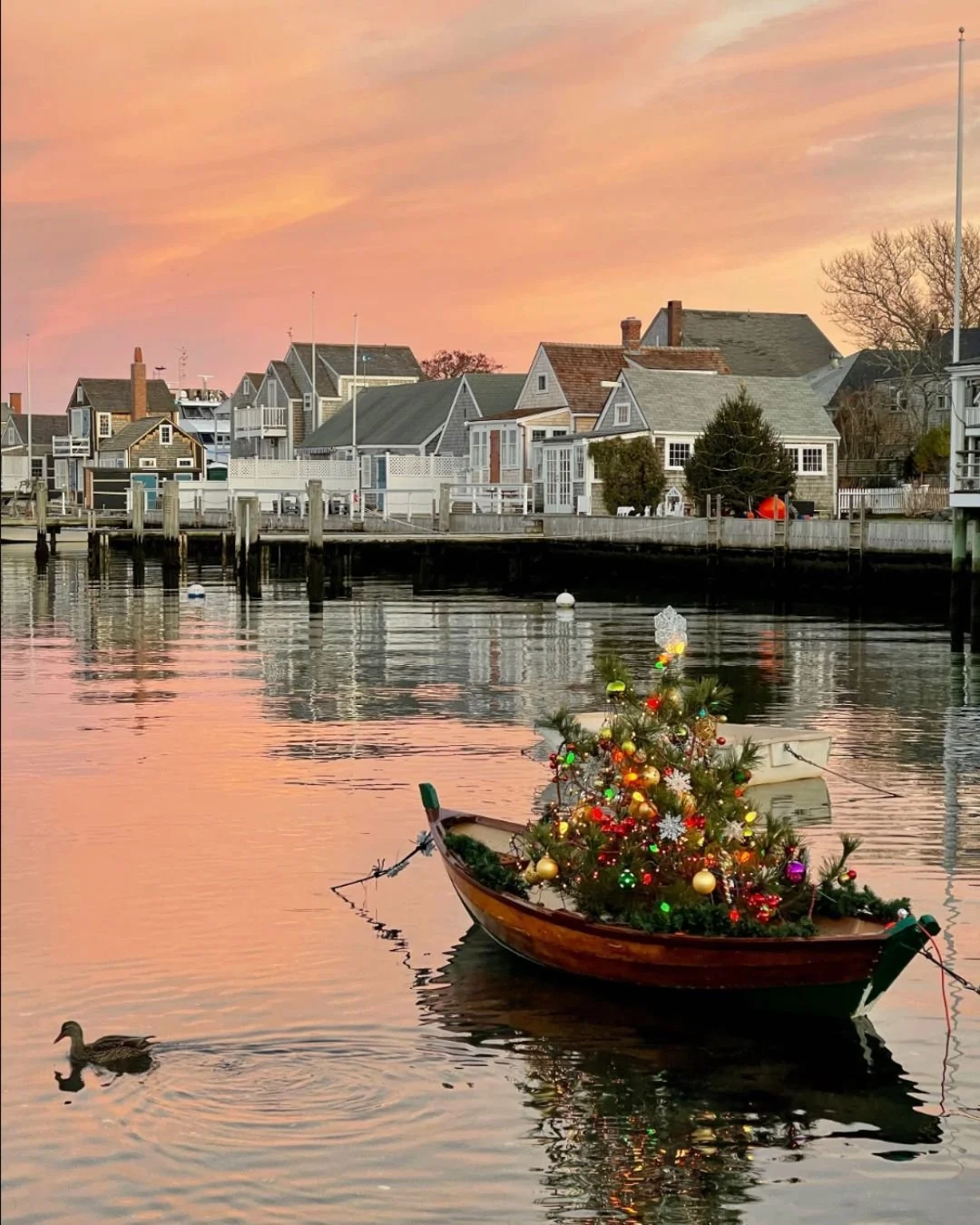 Join us this December for Work/Shop Nantucket Christmas Stroll a curated, immersive marketplace celebrating craftsmanship, design, and quiet luxury ✨

Hosted at the Nantucket Whaling Museum in partnership with the @nantuckethistoricalassociation and 