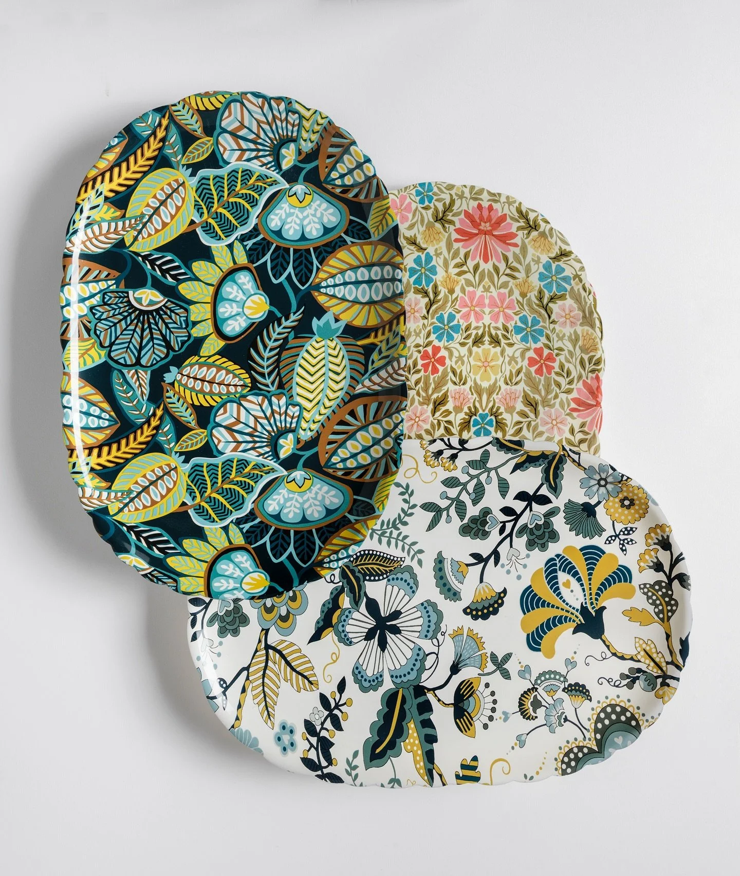 Looking for a holiday table centrepiece that sparks conversation? Or the perfect gift for the design-forward host? We&rsquo;re back with more #AKclient holiday gift recommendations 🎁

Look no further than @kartell_official Jellies Family by Patricia