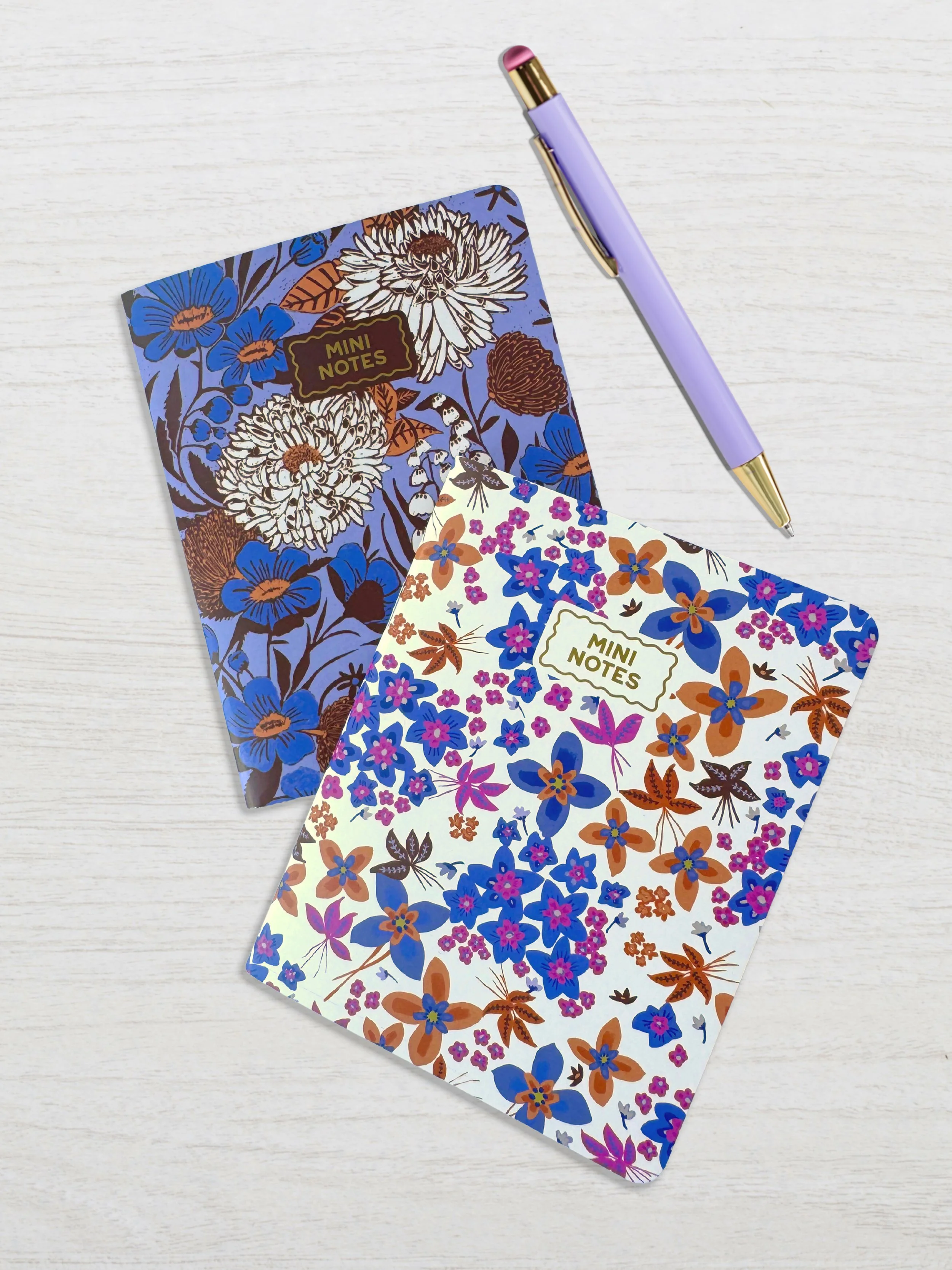 CHRYSANTHEMUM_FLORAL_MINI_NOTEBOOK_SET_BRIGHTLIMELIGHT_STUDIO_3.jpg