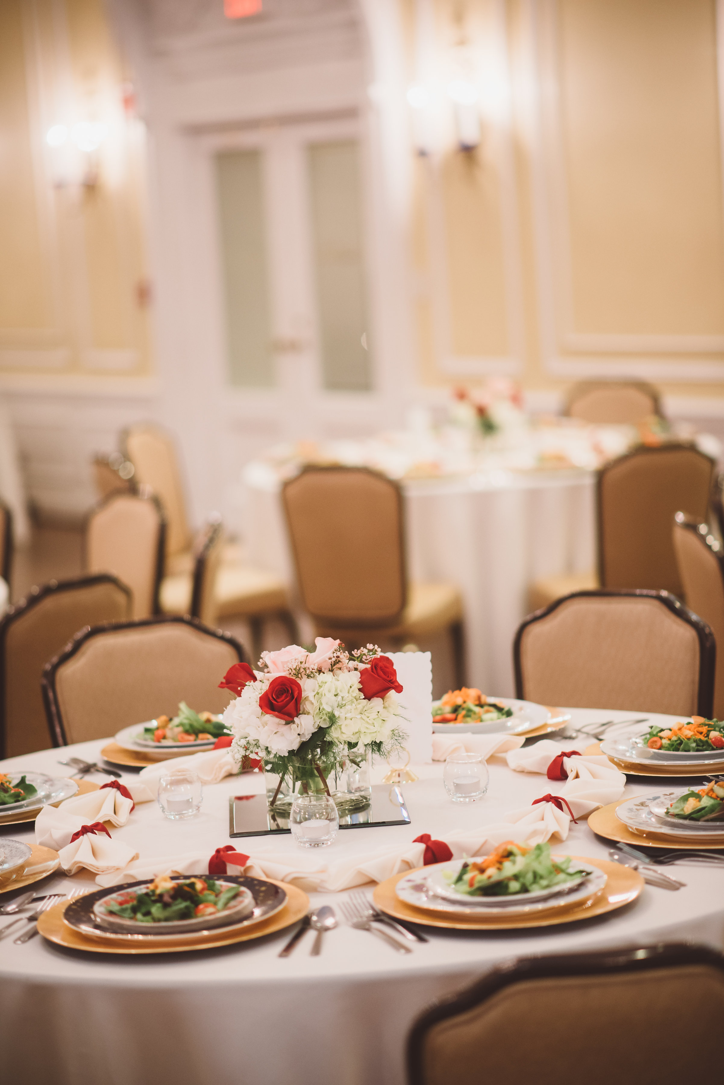 PatrickHenryBallroom-Weddings-WeddingPhotographer-VirginiaPatCoriPhotography(513of1017).jpg