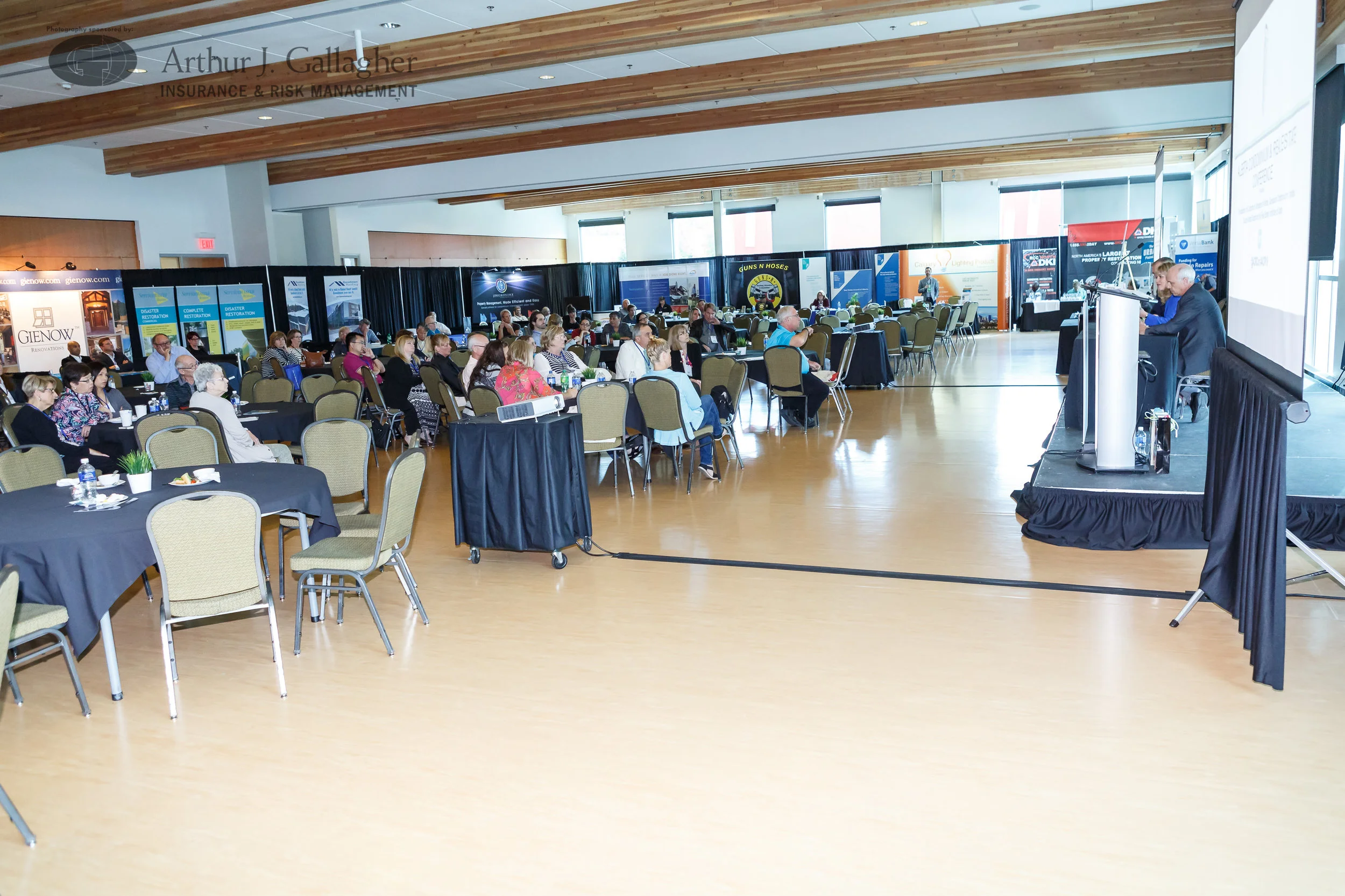 RP041-5DB_85236--ACR-Conference.jpg